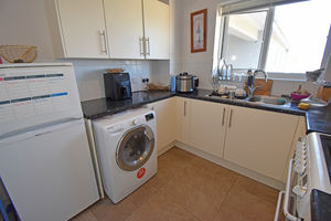 Kitchen- click for photo gallery
